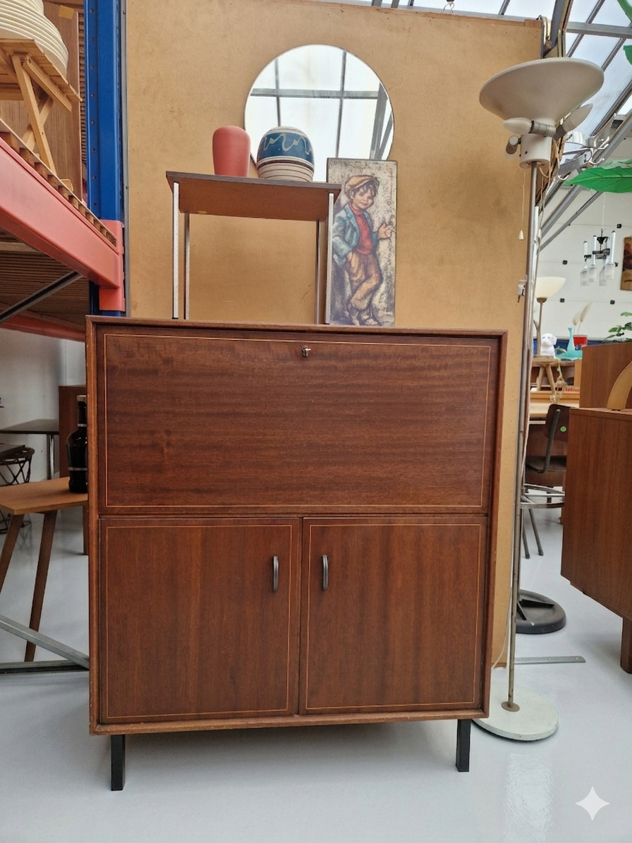 Vintage wandkast 88cm van Formule door Kempkes