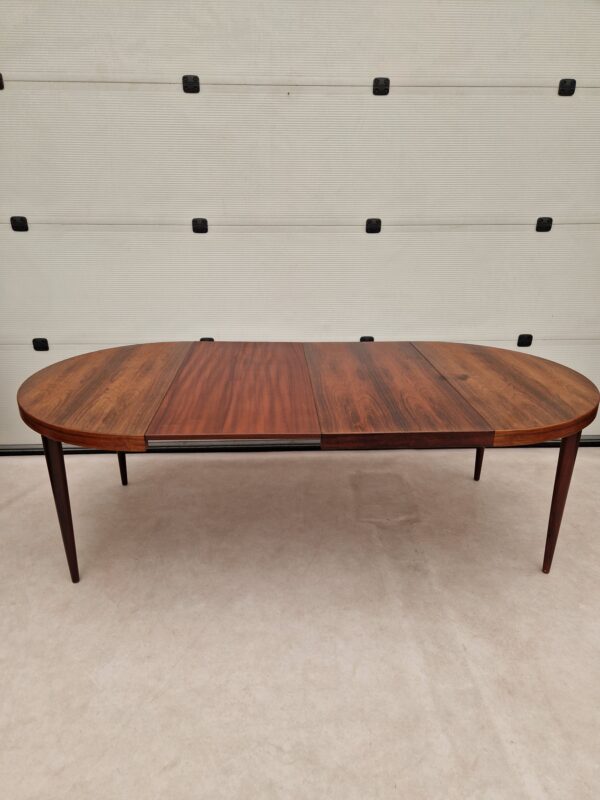 Vintage round table rosewood by Kai Kristiansen