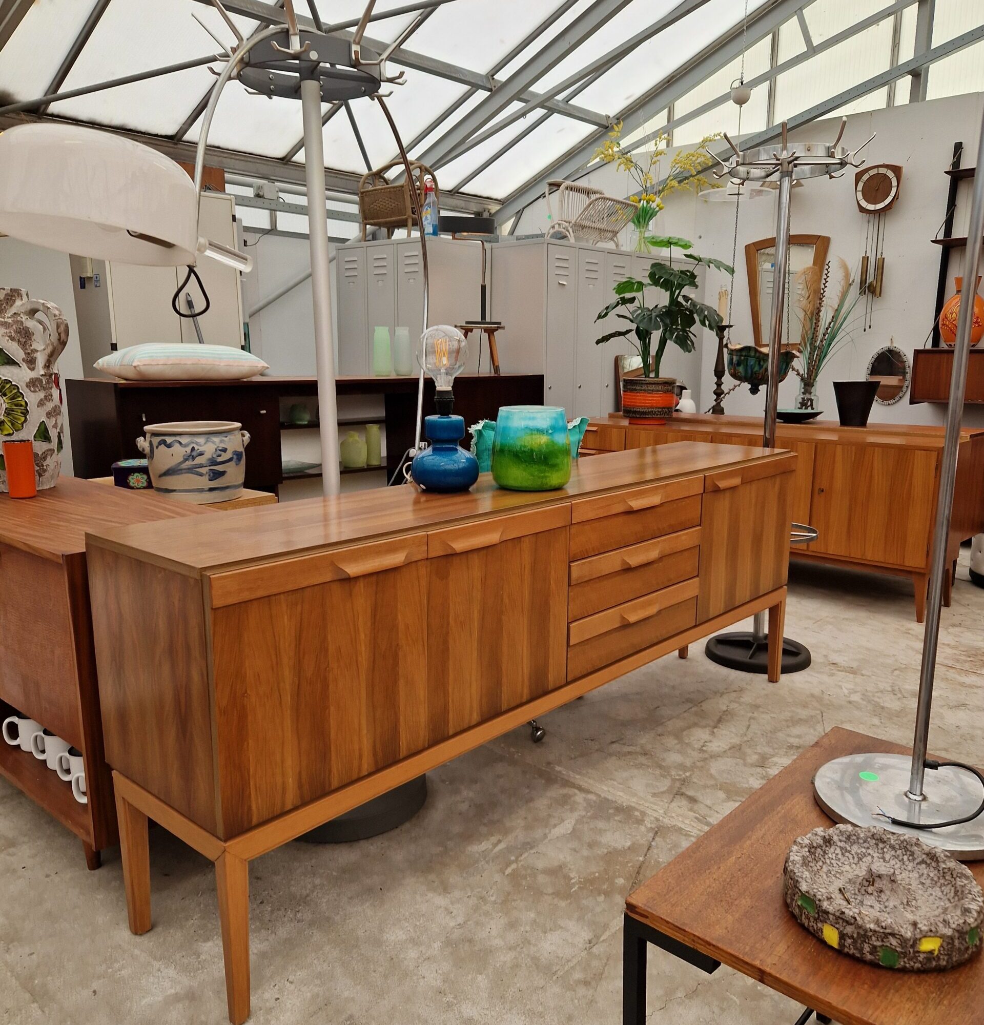 Vintage dressoir 210 cm