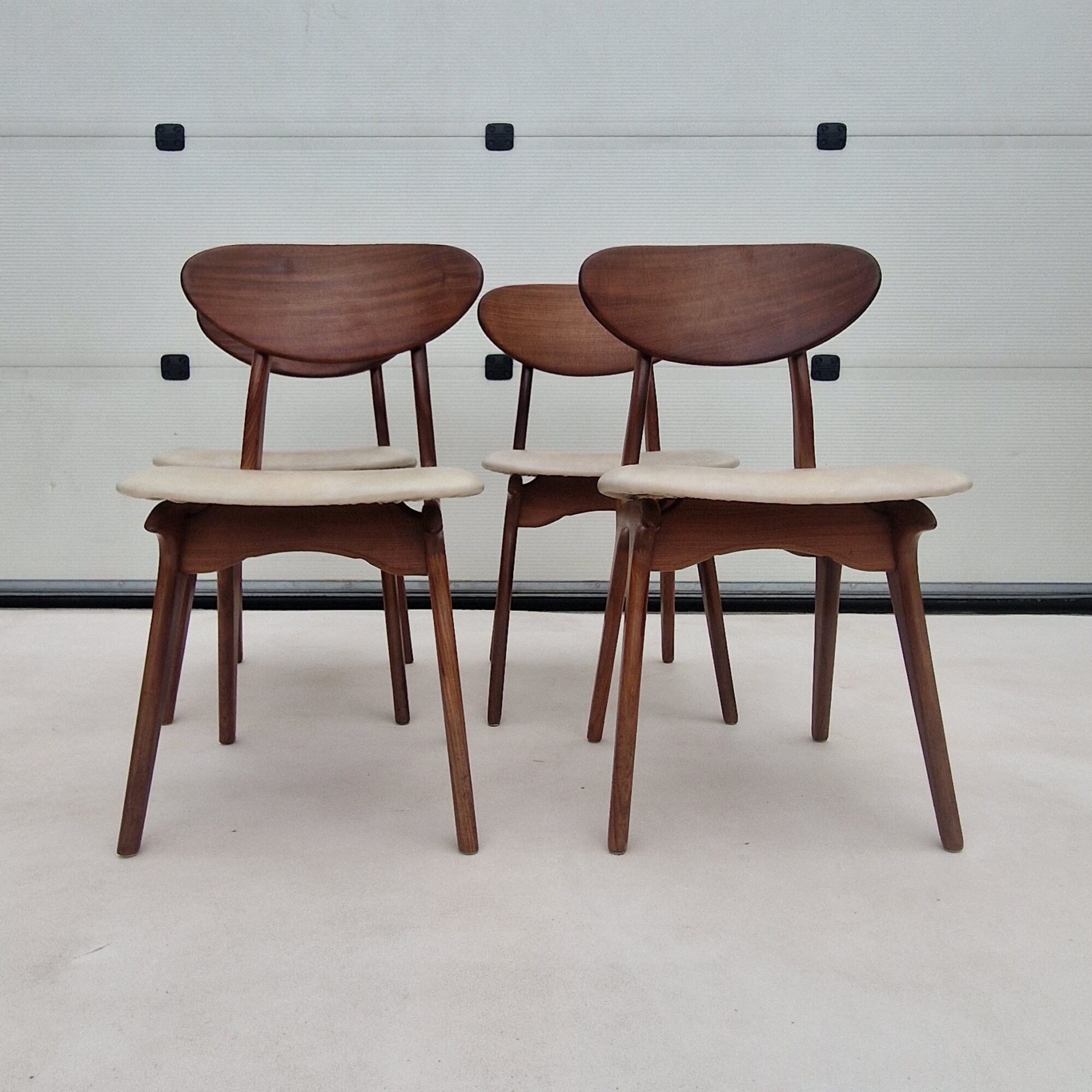 Louis van Teeffelen eetkamerstoelen