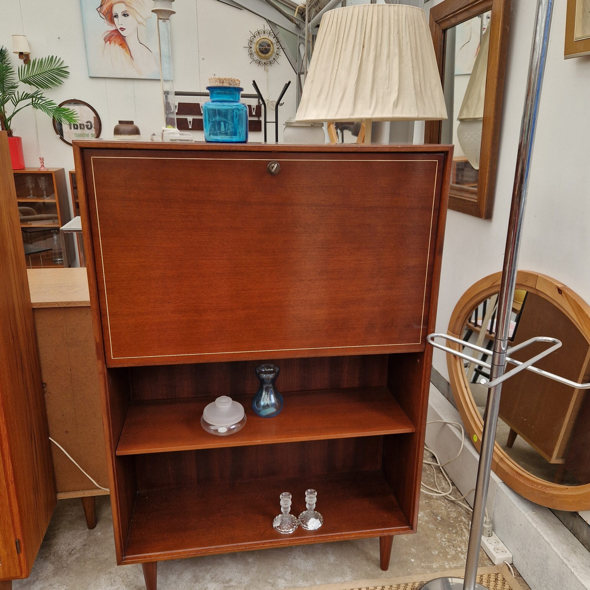 Vintage secretaire 88cm van Formule door Kempkes