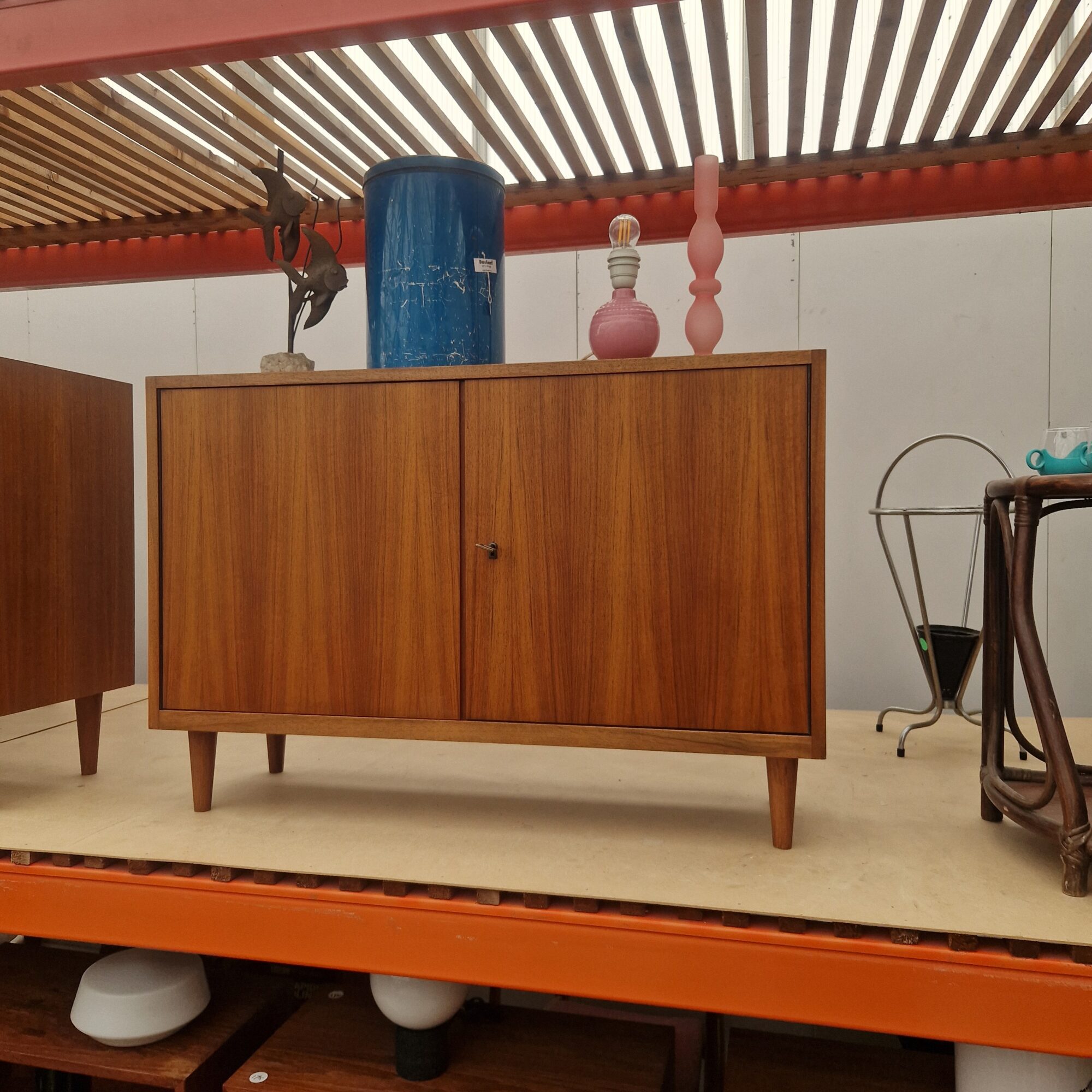 Mooi Vintage kastje 100cm