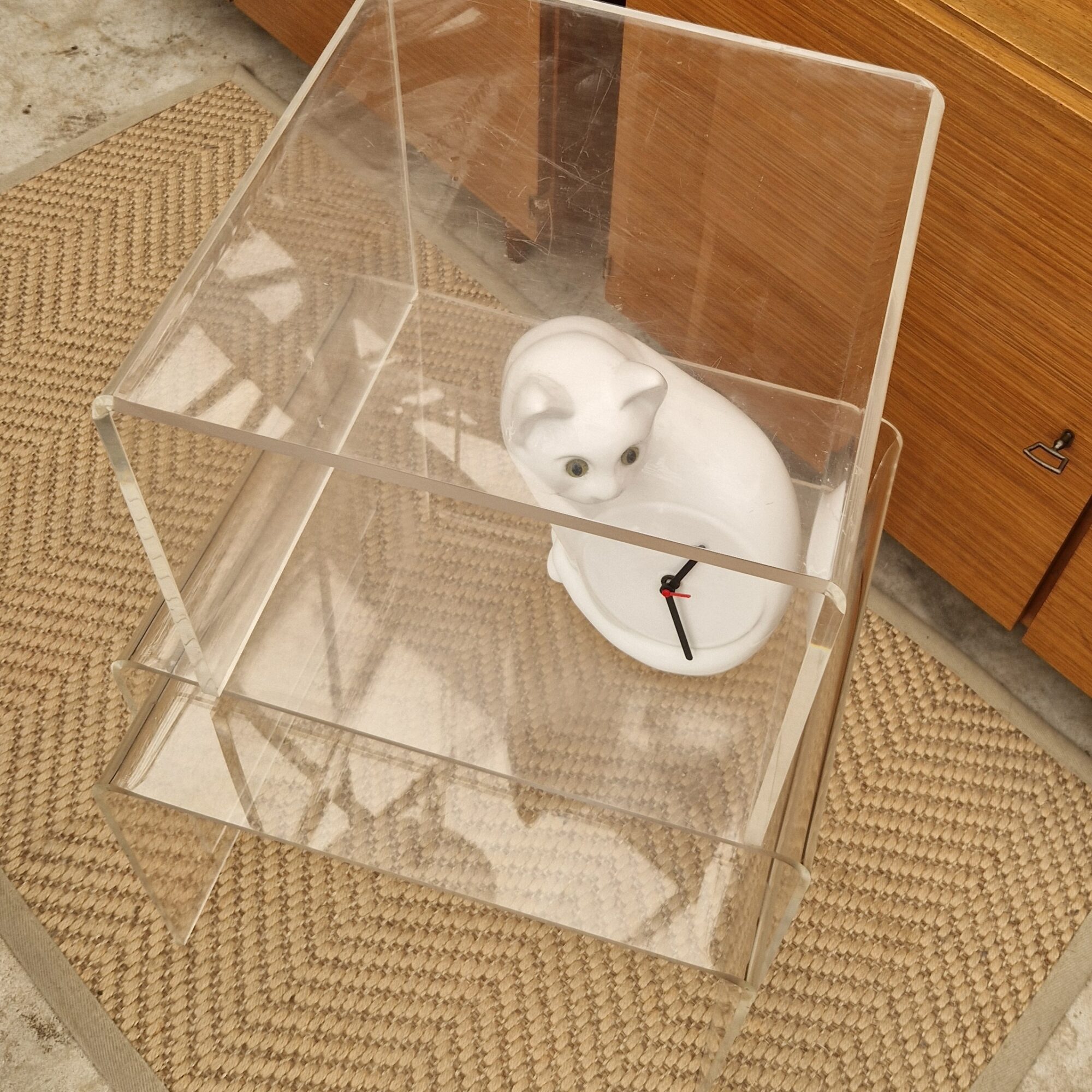 Vintage plexiglas nesting set