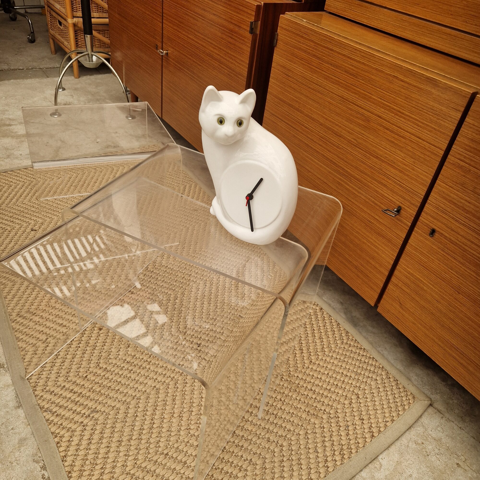 Vintage plexiglas nesting set