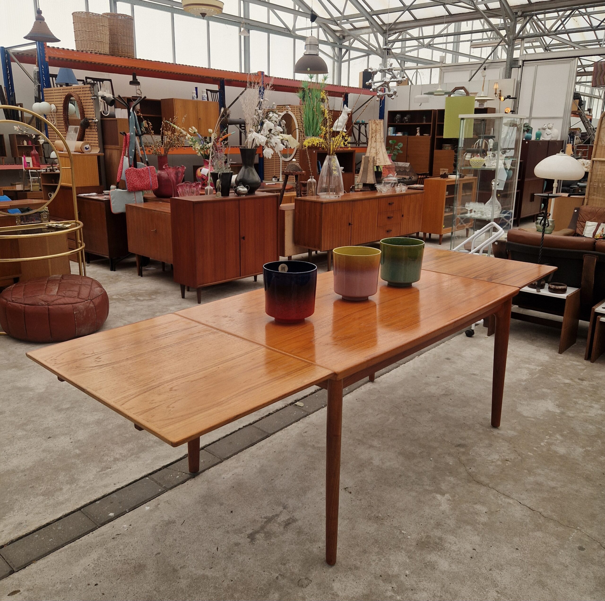 Vintage grote teakhouten uitschuiftafel tot 255cm - Afbeelding 3