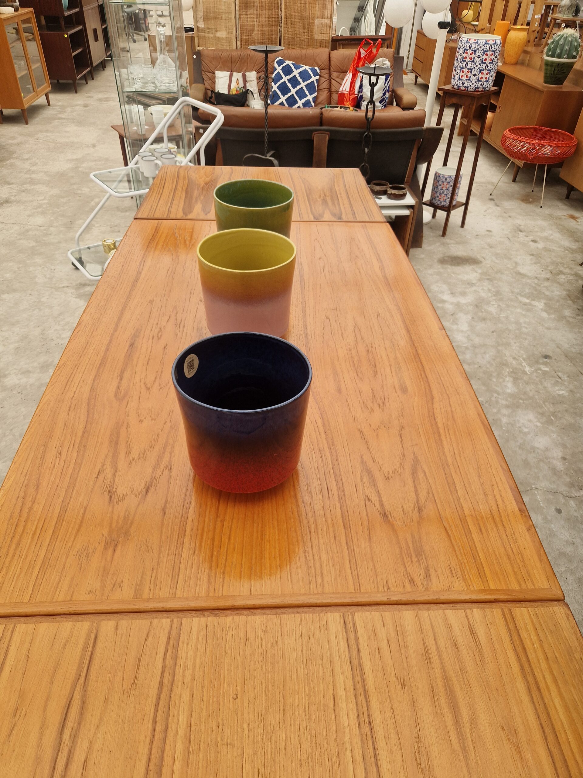 Vintage grote teakhouten uitschuiftafel tot 255cm - Afbeelding 6