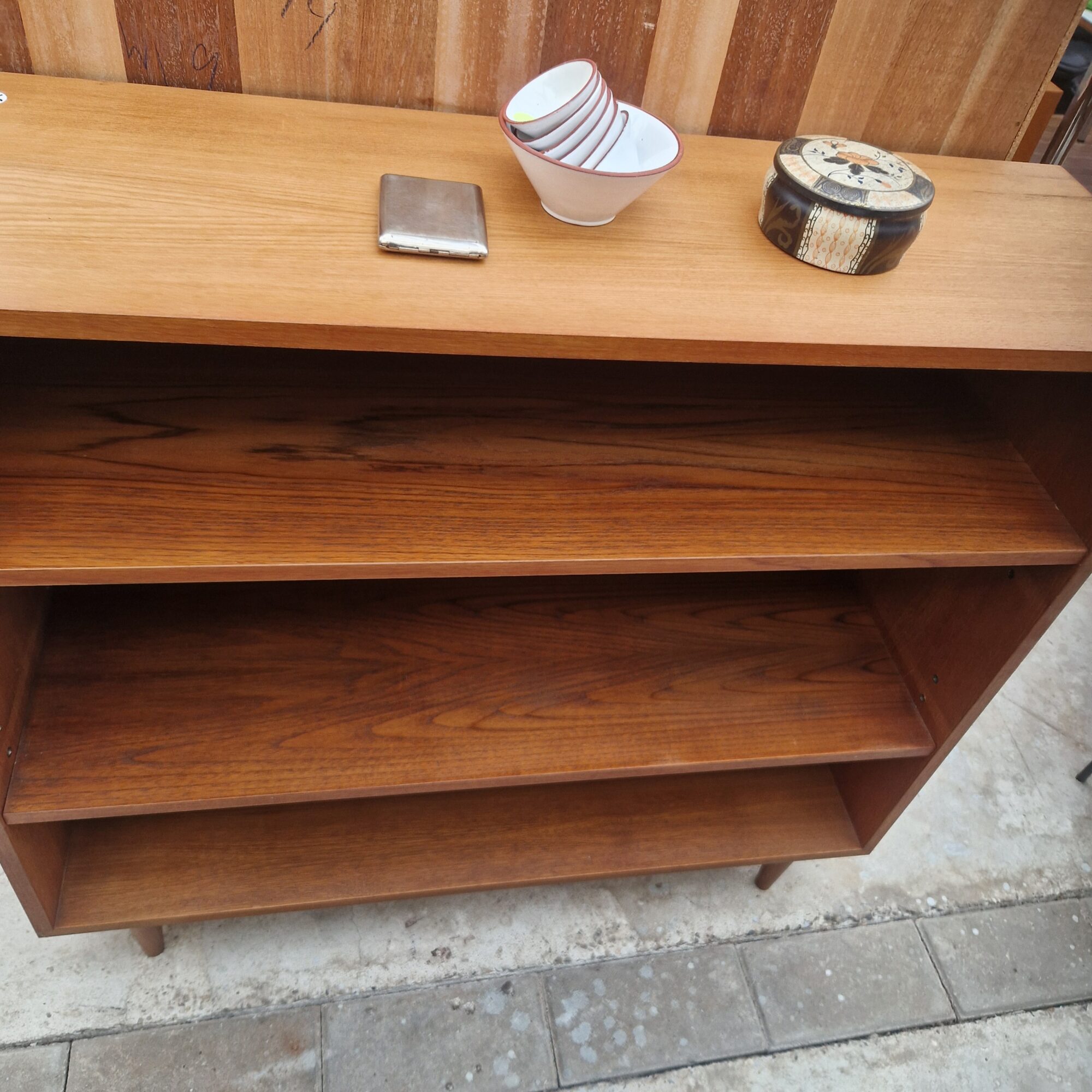 Vintage boekenkast 119cm