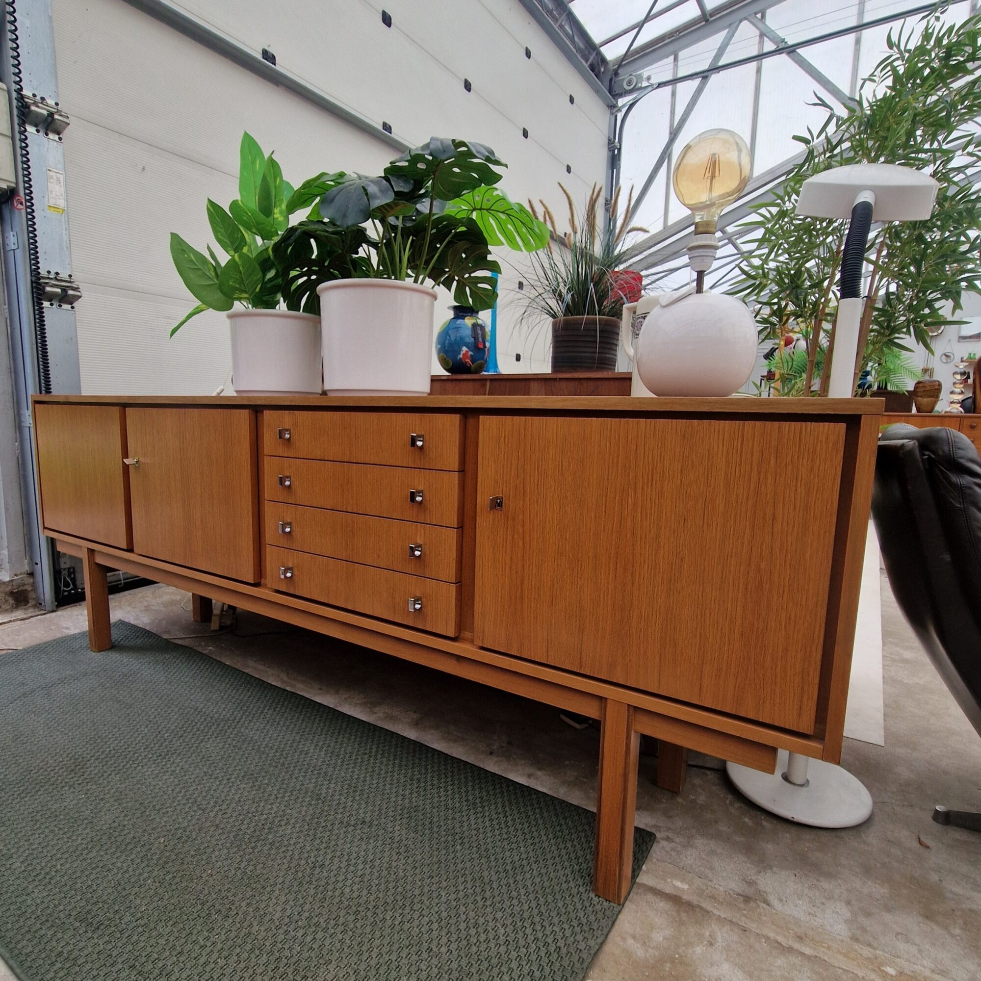 Vintage dressoir 236cm