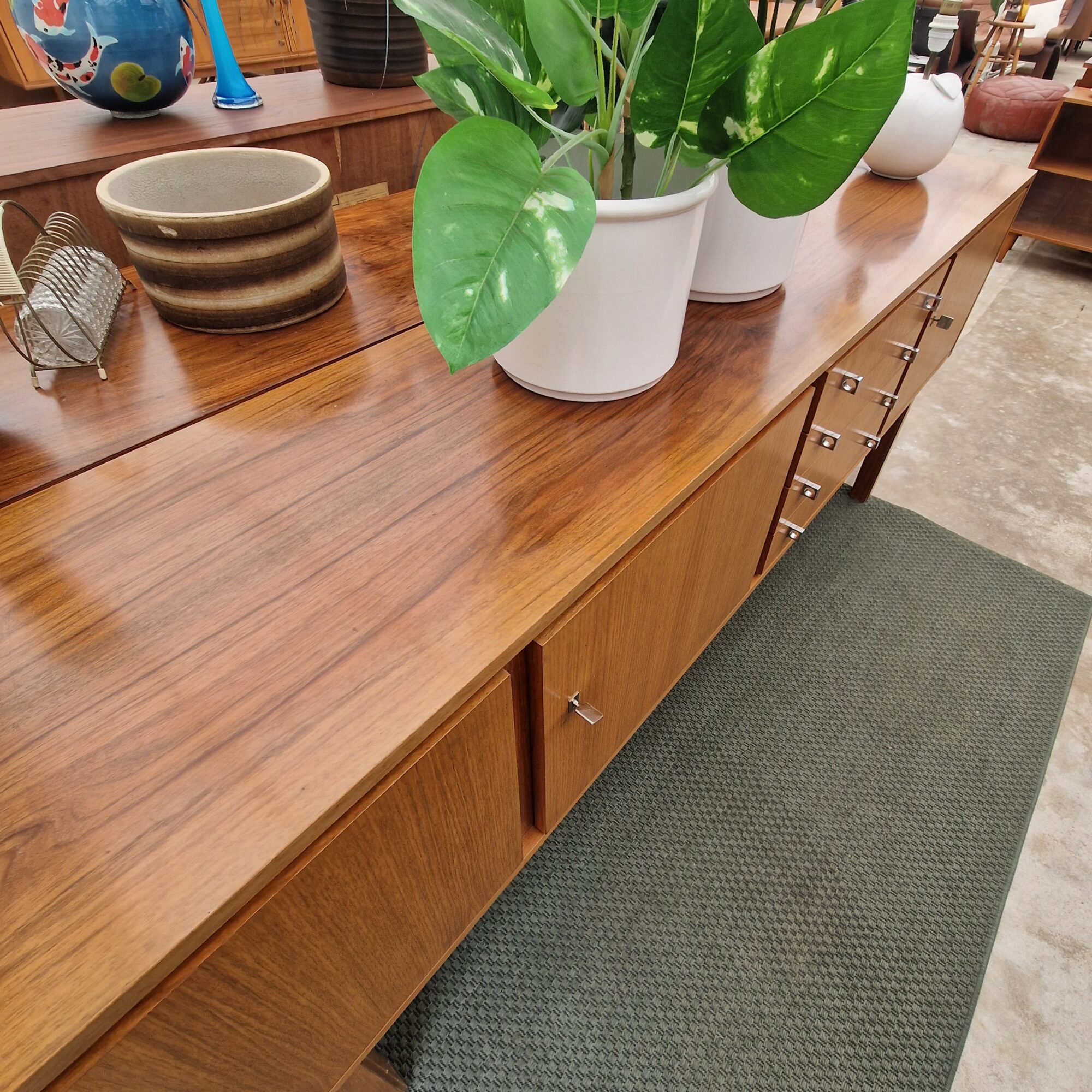Vintage dressoir 236cm