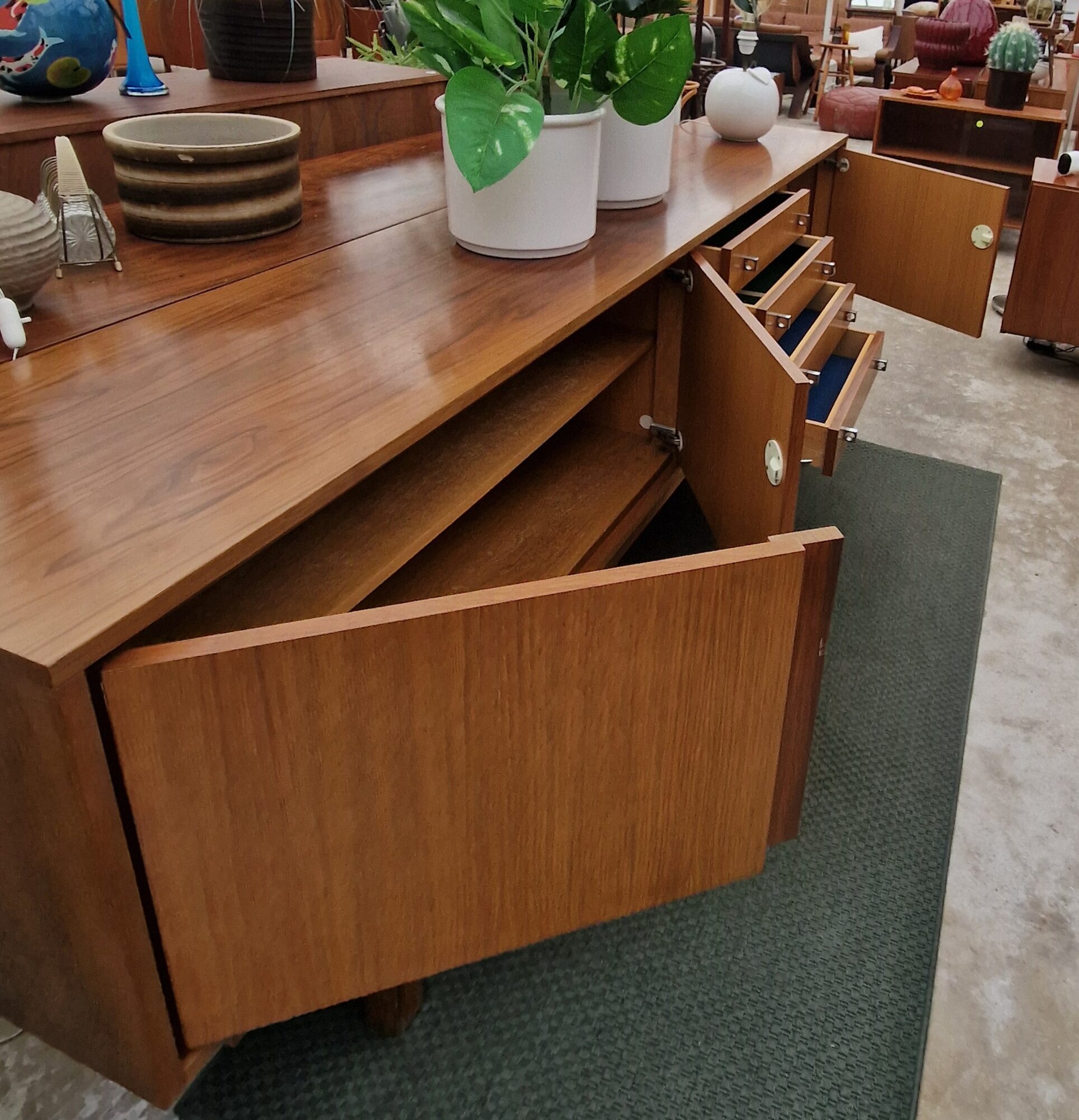 Vintage dressoir 236cm