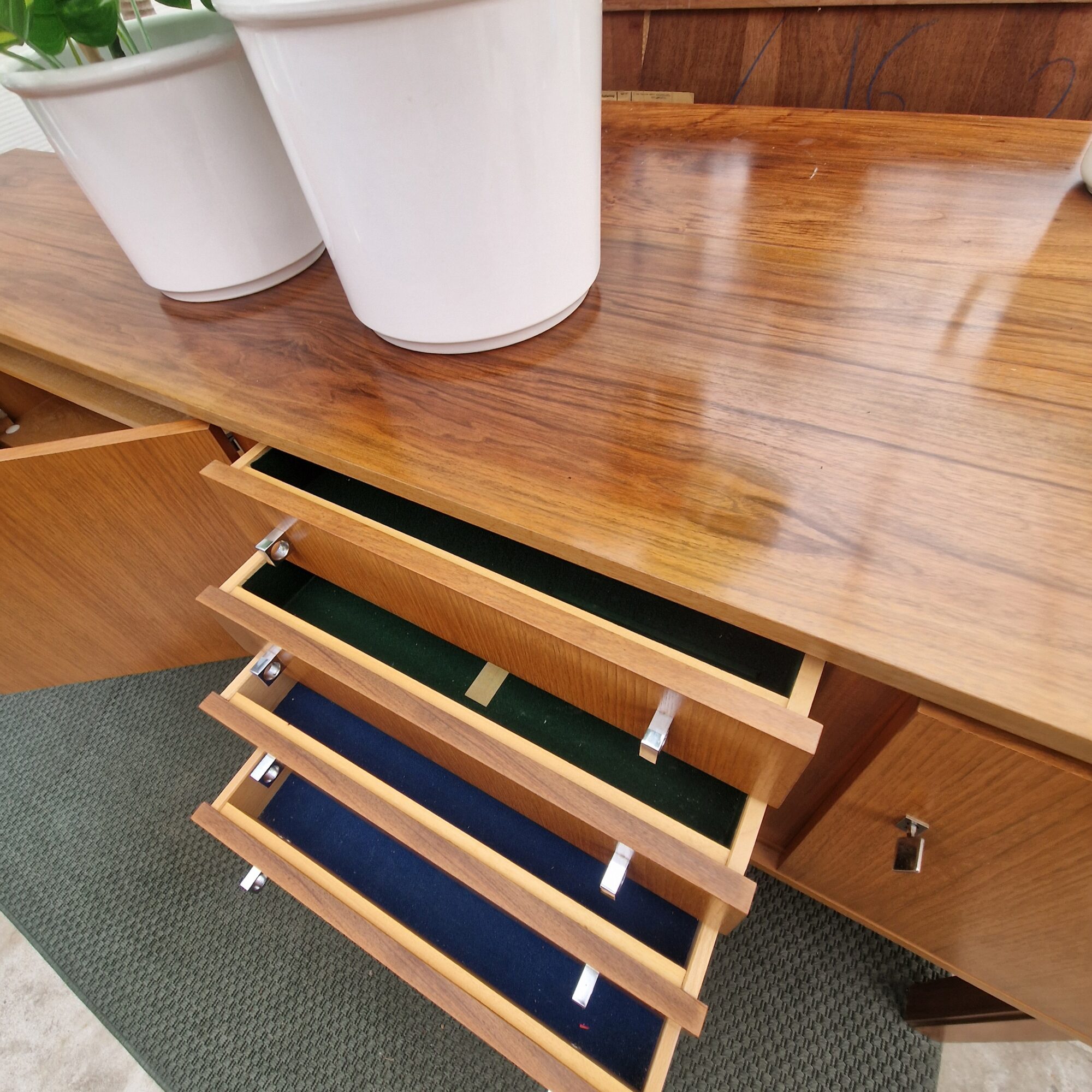 Vintage dressoir 236cm