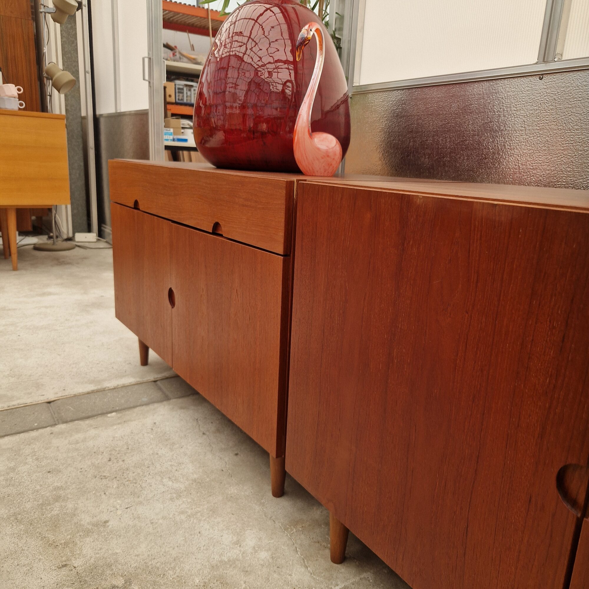 Drie vintage kasten 100cm van Bramin
