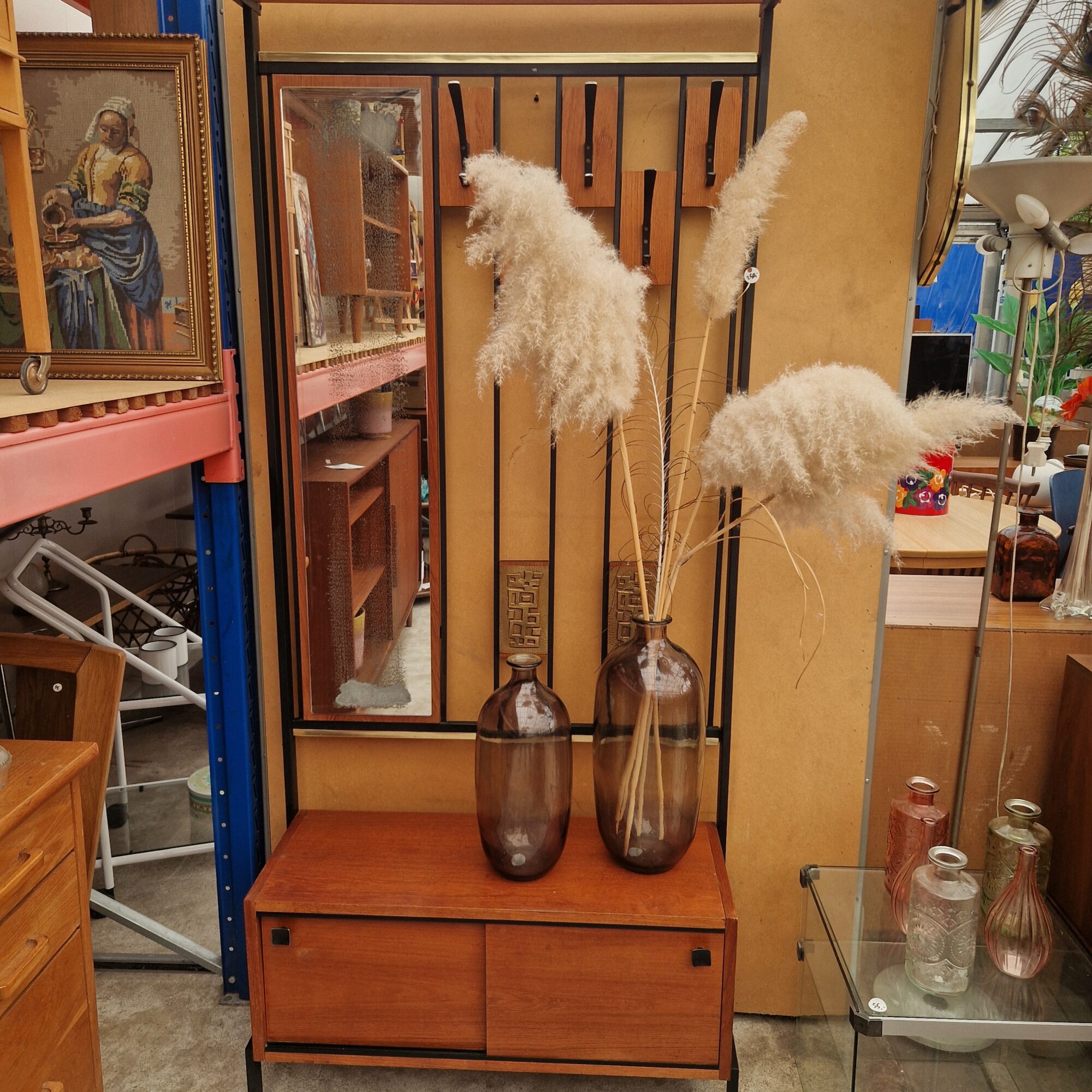 Vintage staande kapstok met kastje en geleefde spiegel, 84cm