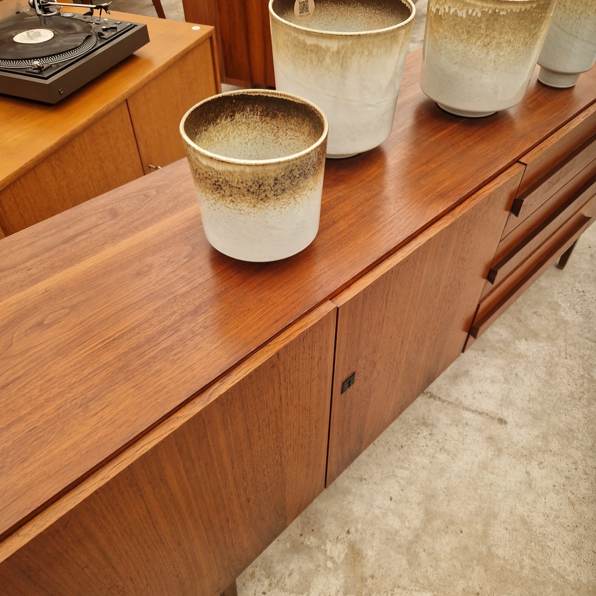 Vintage dressoir 210cm