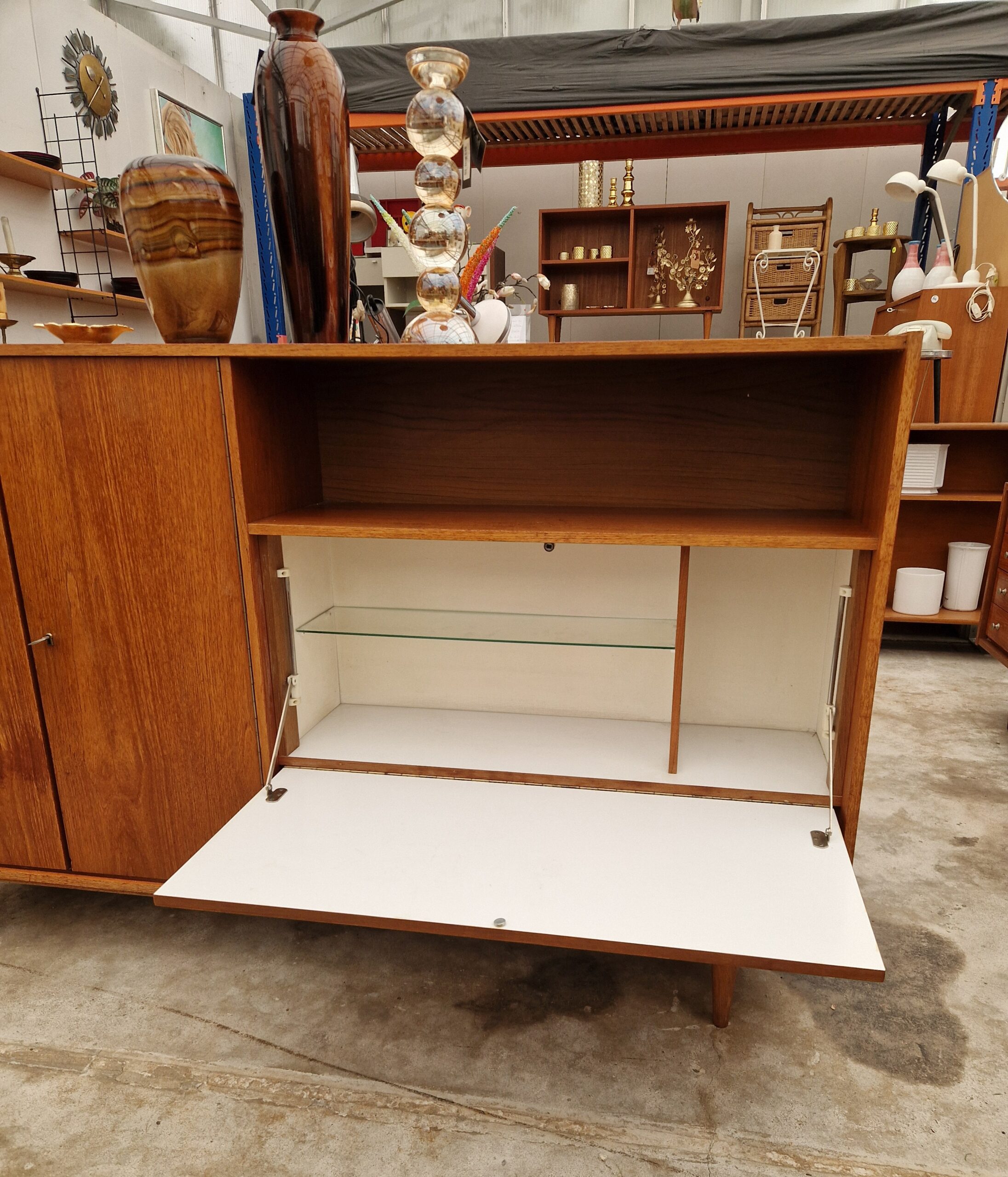 Vintage wandkast 178cm met twee open vakken - Afbeelding 5