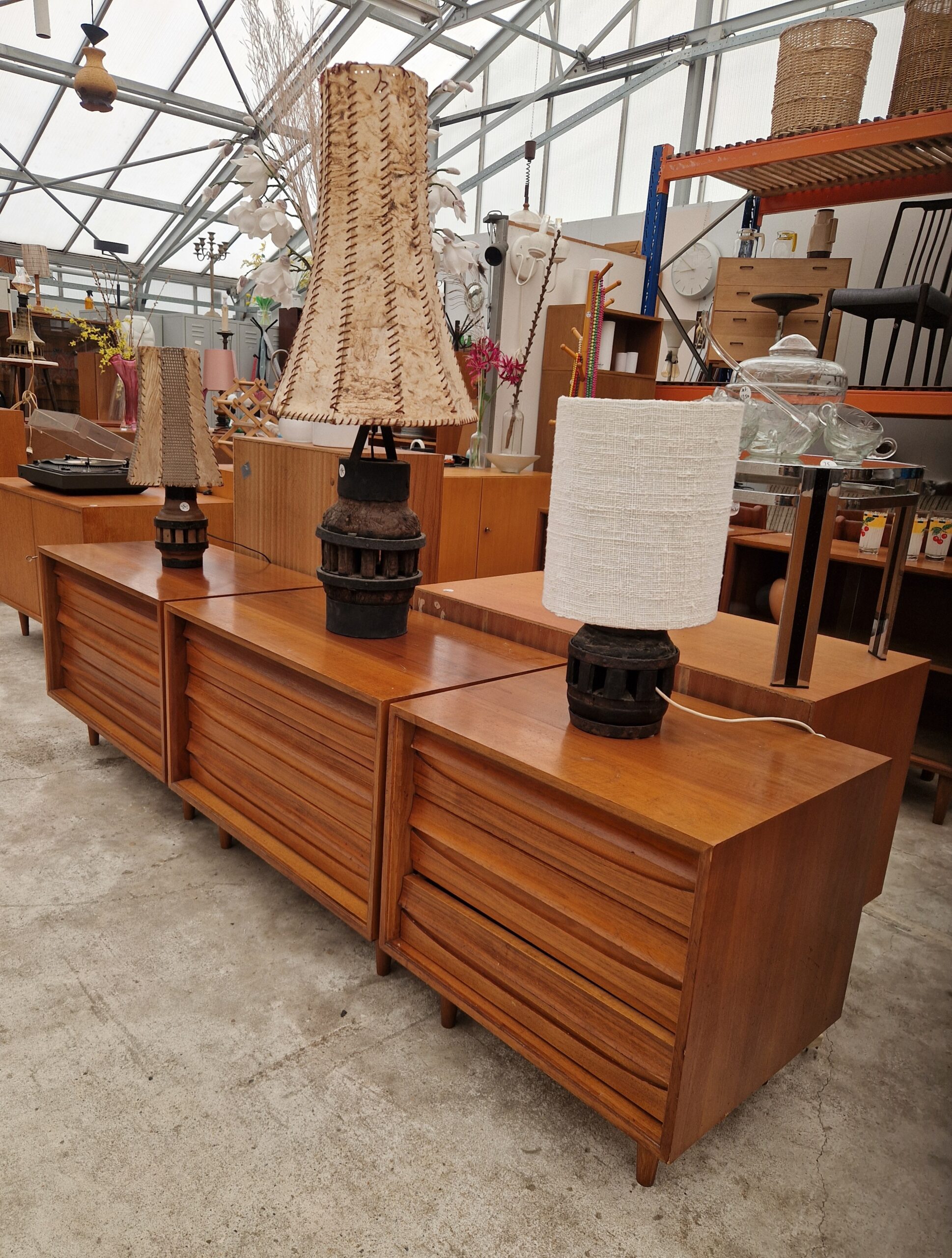Drie vintage ladenkastjes ook als een dressoir tvmeubel 220cm - Afbeelding 10