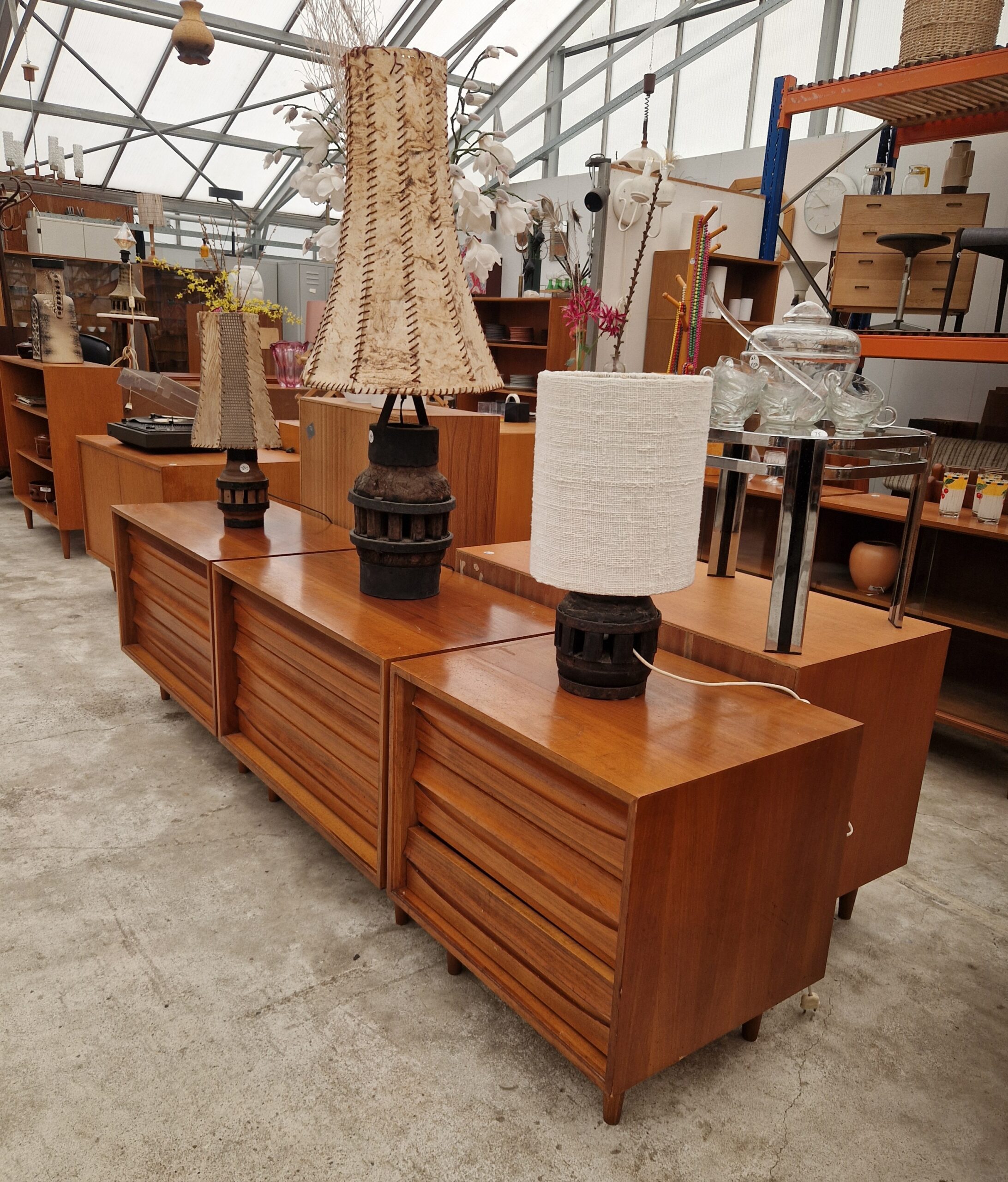 Drie vintage ladenkastjes ook als een dressoir tvmeubel 220cm - Afbeelding 6