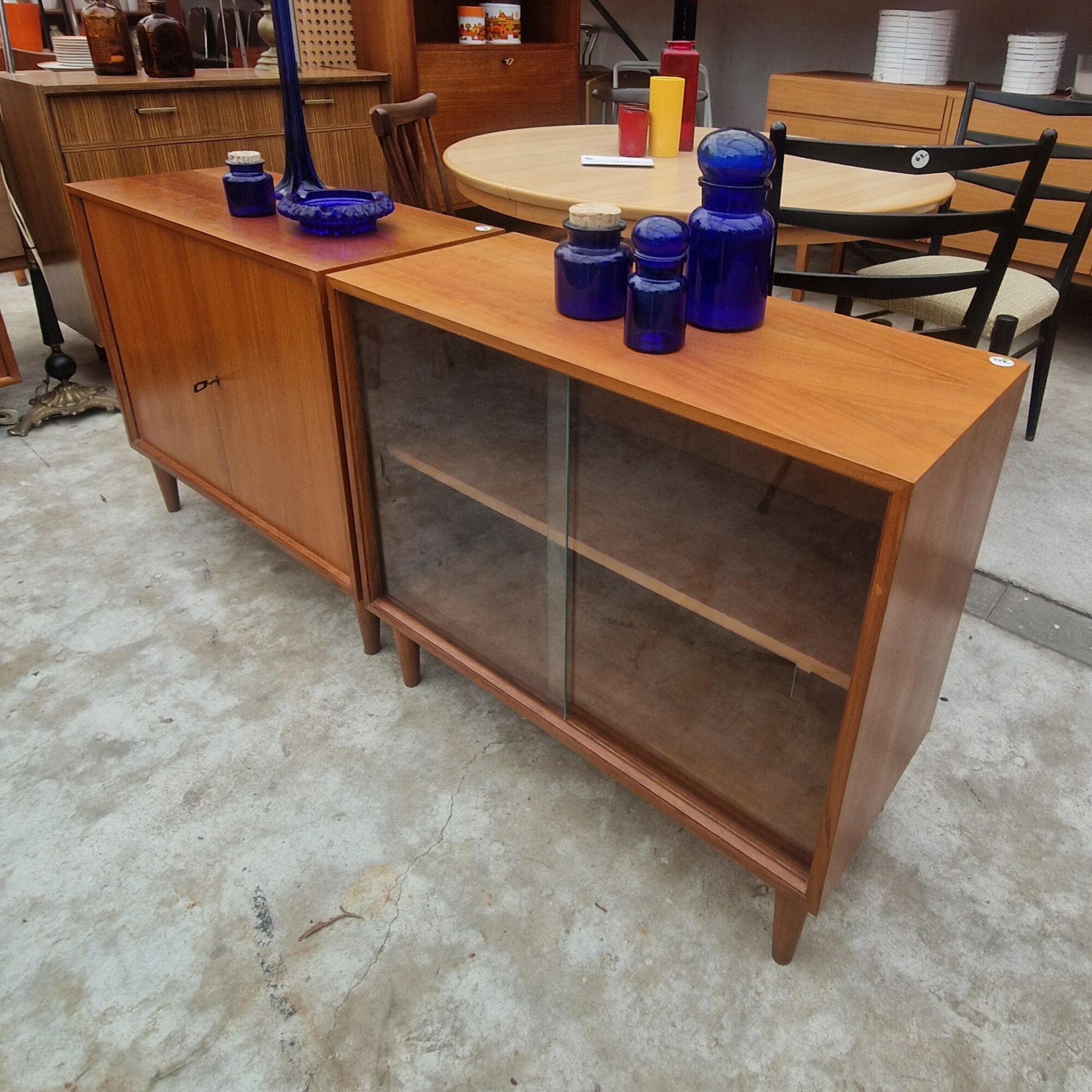 zes vintage kastjes 80cm breed