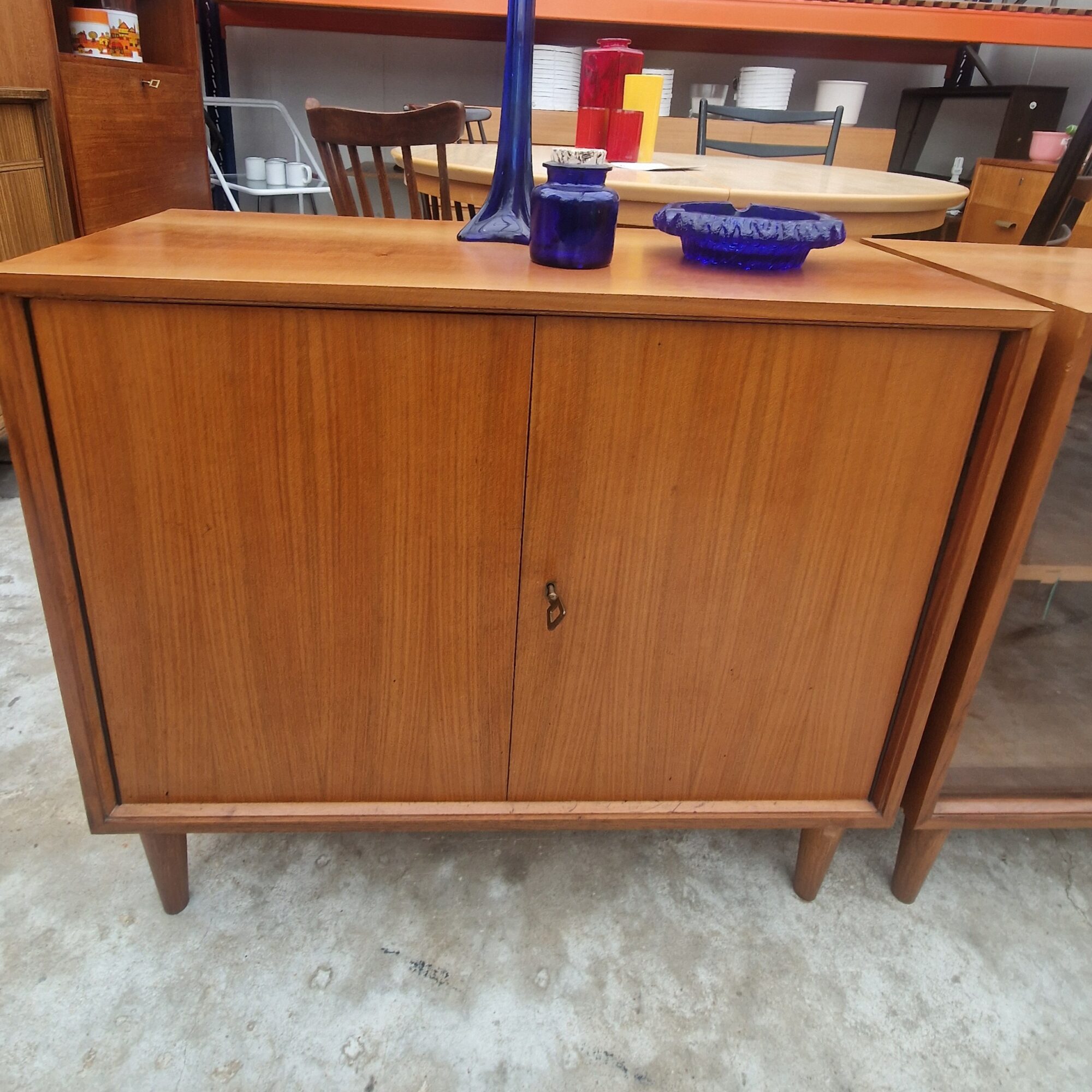 zes vintage kastjes 80cm breed