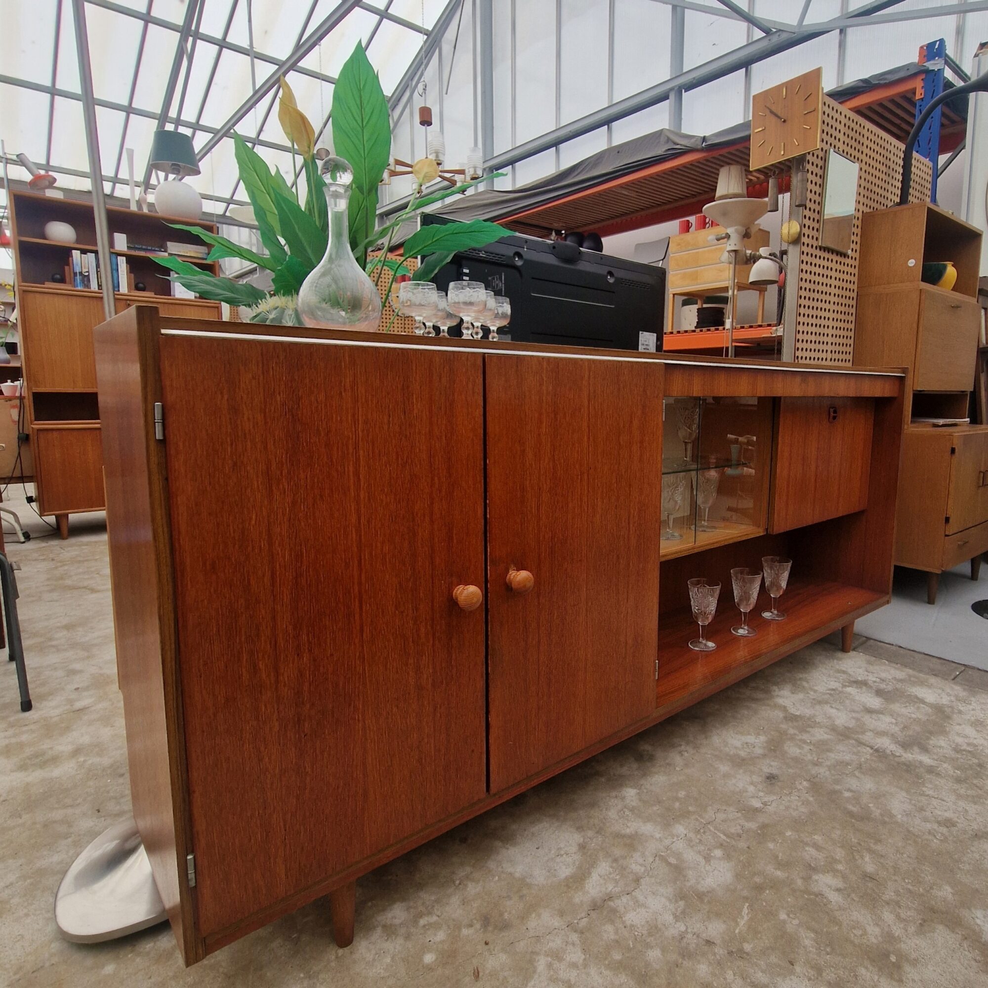 Vintage wandkast 217cm