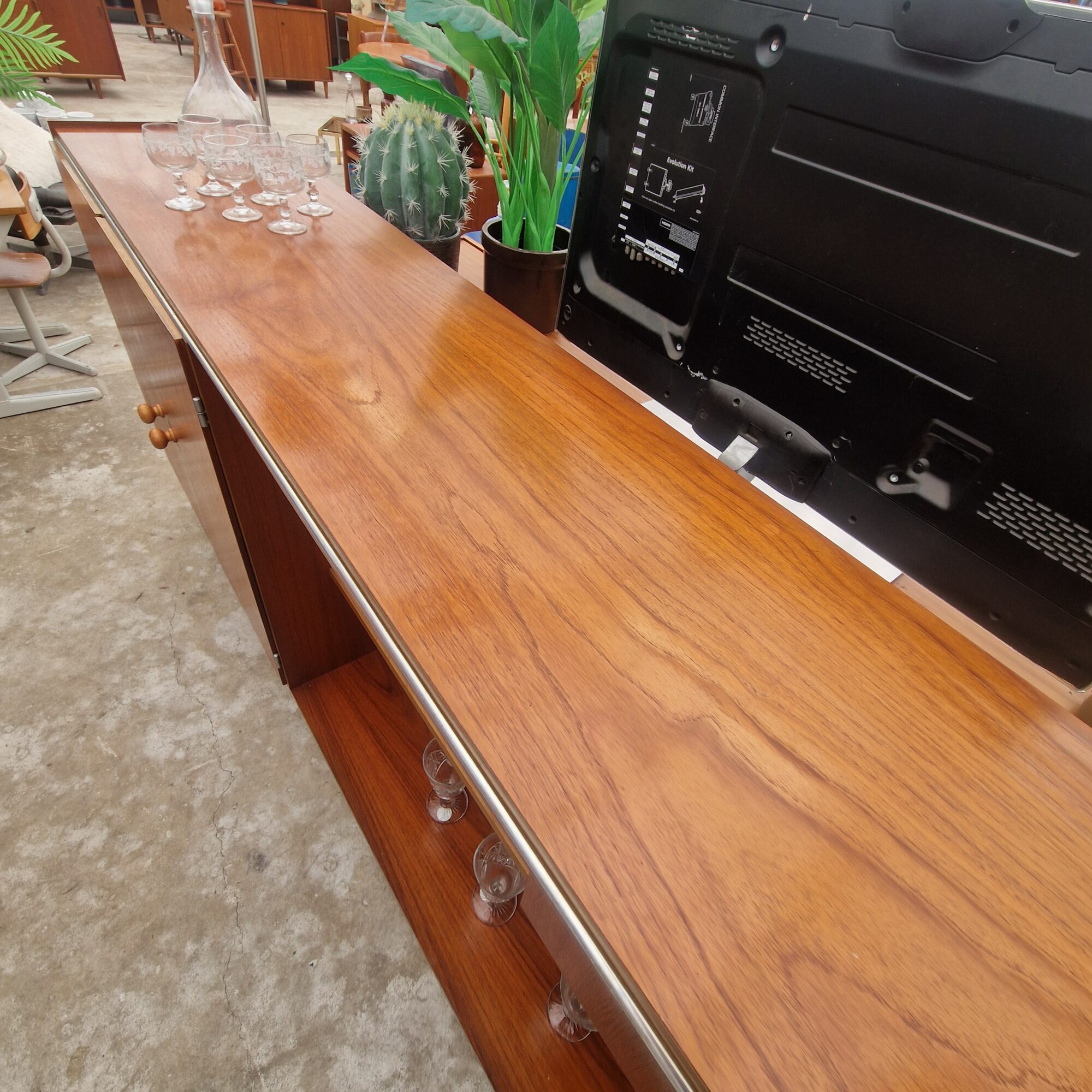 Vintage wandkast 217cm