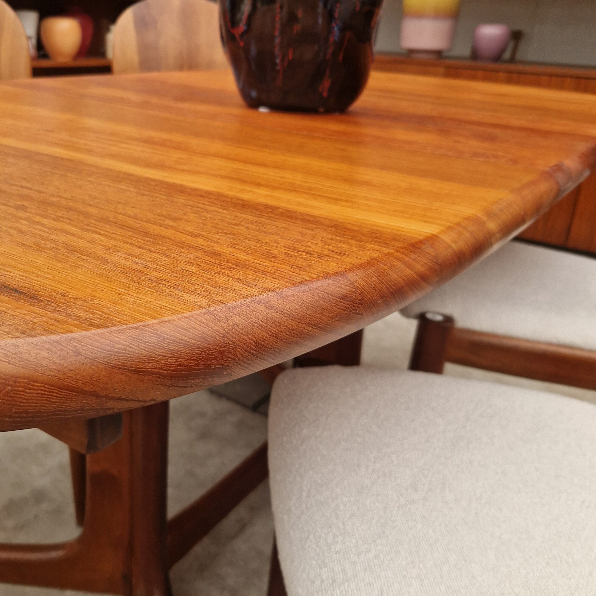 Morten Vintage eetkamerstoelen