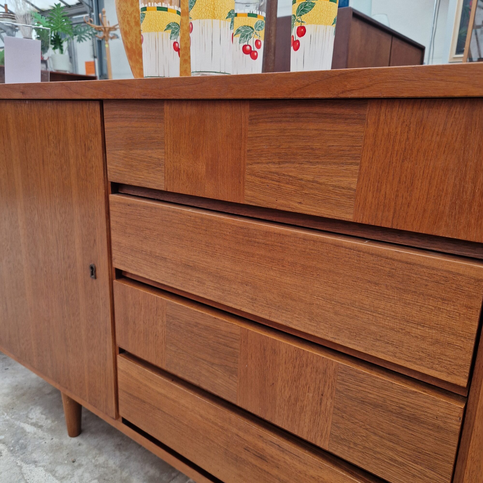 Vintage dressoir 150cm